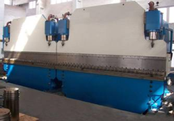 WE67K1-CNC MULTI-MACHINE TADEM HYDRAULIC PRESS BRAKE (BENDING MACHINE)